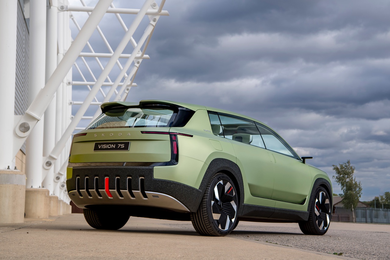 Skoda Vision S7 - Blaupause für die neue Designsprache künftiger Skoda-Modelle 1 Skoda Vision S7 - Blaupause für die neue Designsprache künftiger Skoda-Modelle