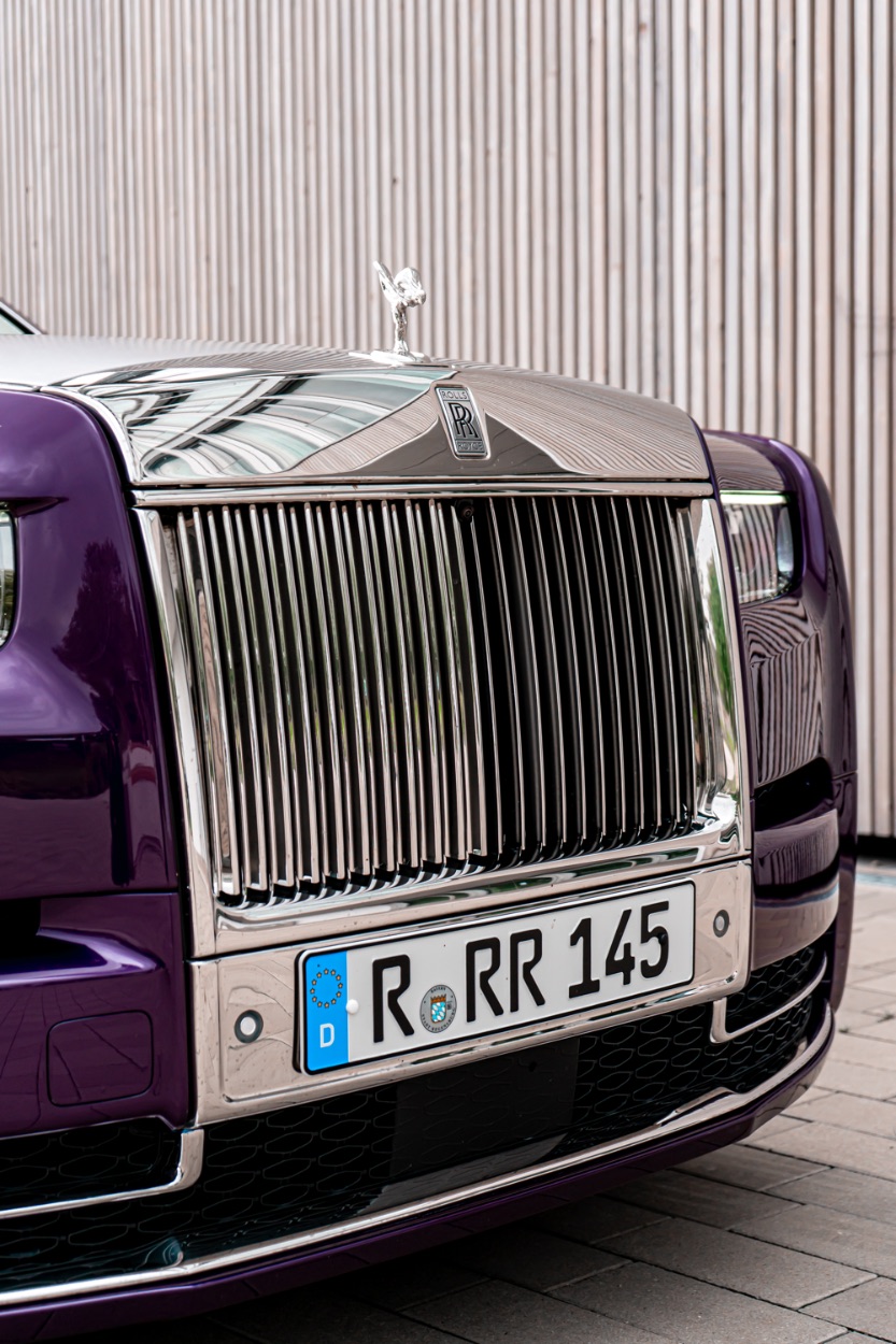 Rolls-Royce Phantom Series II (2023) - Ein maßgeschneiderte Kunstwerk 7 Rolls-Royce Phantom Series II (2023) Emily
