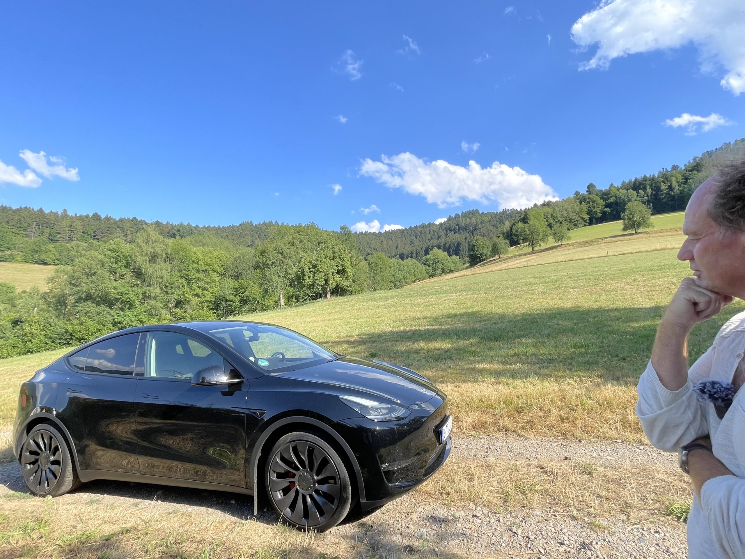 Tesla Model Y Maximale Reichweite (2022) - Überzeugt der Ford Mustang Mach-E GT Konkurrent? 13 Tesla Model Y Maximale Reichweite (2022) - Überzeugt der Ford Mach-E GT Konkurrent? Friedbert Weizenecker