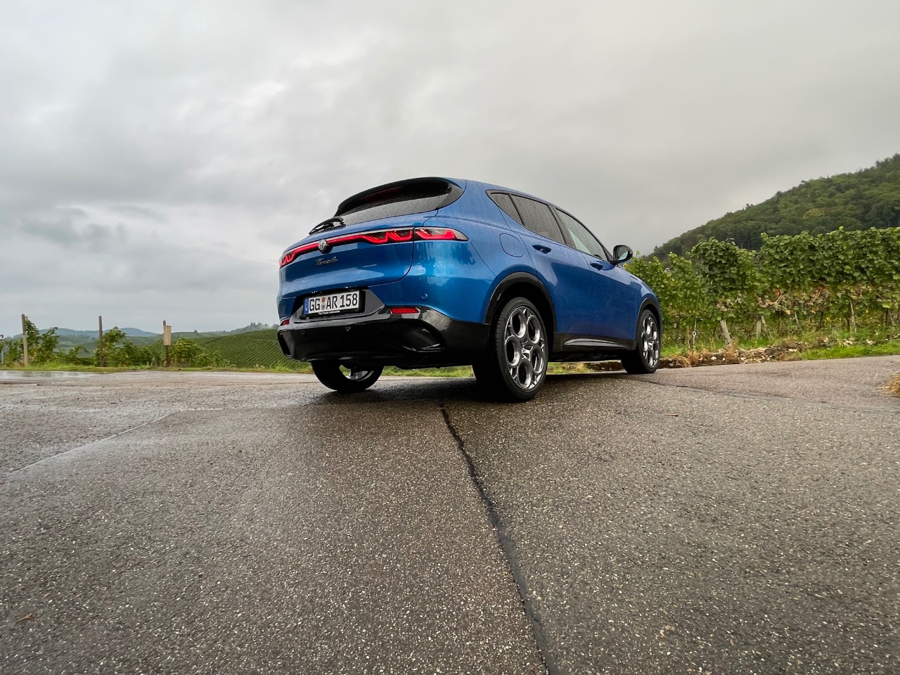 Alfa Romeo Tonale (2022) - Der Autotester steht im Regen 1 Alfa Romeo Tonale