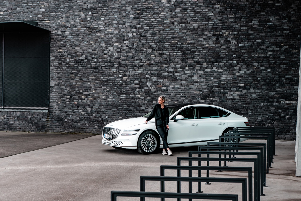 Genesis zaubert mit Solardach grünen Luxus in die Electrified G80 Limousine 11 Genesis zaubert mit Solardach grünen Luxus in die Electrified G80 Limousine