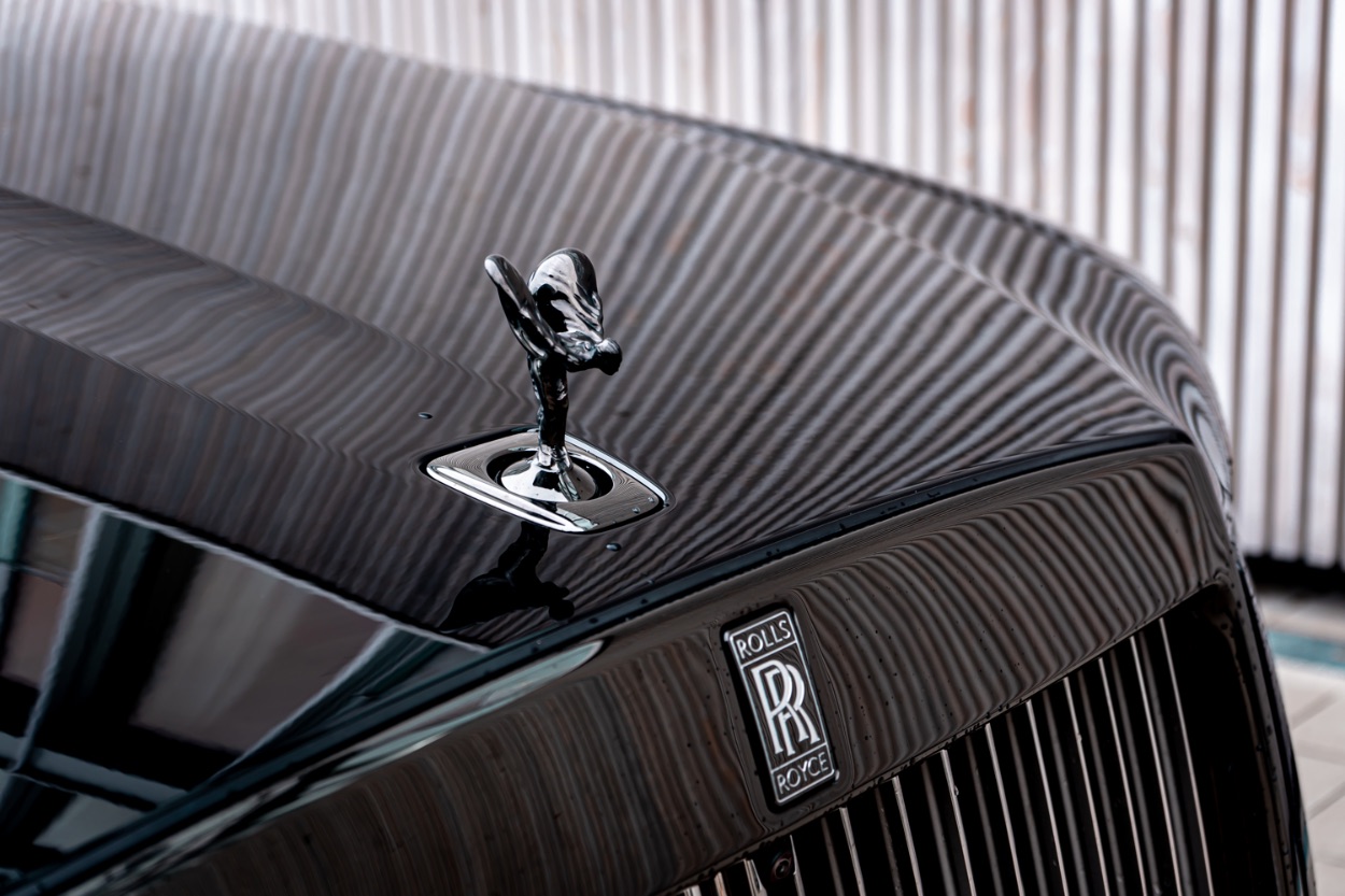 Rolls Royce Ghost Black Badge - Das 600 PS Luxus-Batmobil 17 Rolls Royce Ghost Black Badge - Das 600 PS Luxus-Batmobil