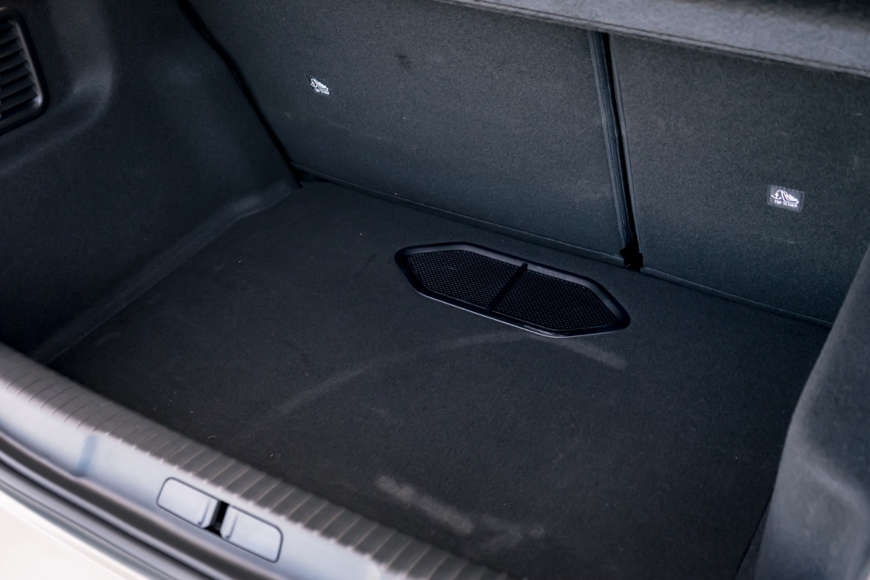 DS 3 PureTech 130 (2023) - Erste Fahrt im überarbeiteten Edel-Kleinwagen mit NinaCarMaria 9 DS 3 PureTech 130 (2023) Kofferraum