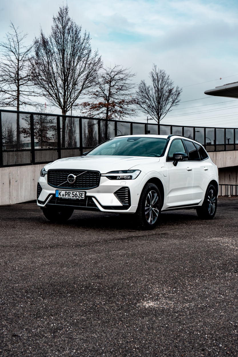 Volvo XC60 Recharge T6 AWD (2023) - 350-PS-Volvo meets Batman? 6 Volvo XC60 Recharge T6 AWD (2023) - 350-PS-Volvo meets Batman?