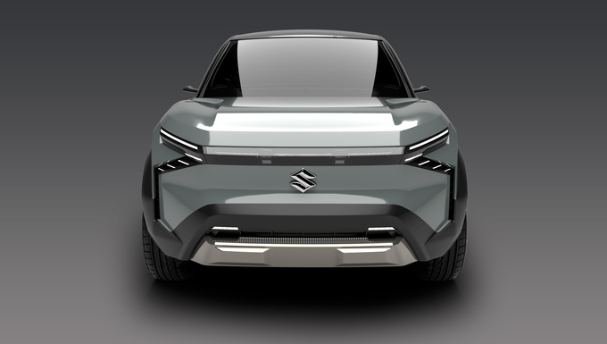 Suzuki mit vollektrischer Studie eVX auf Auto Expo 1 der-Autotester