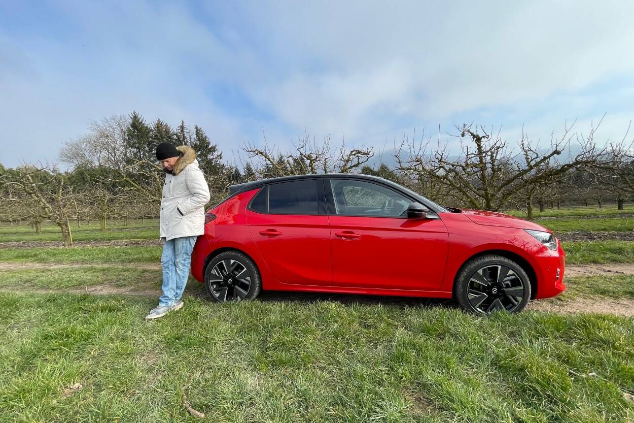 Opel Corsa-e 40 (2023) - Limitiertes und nummeriertes Sondermodell im Alltagstest 2 Opel Corsa-e 40 (2023), Dr Friedbert Weizenecker