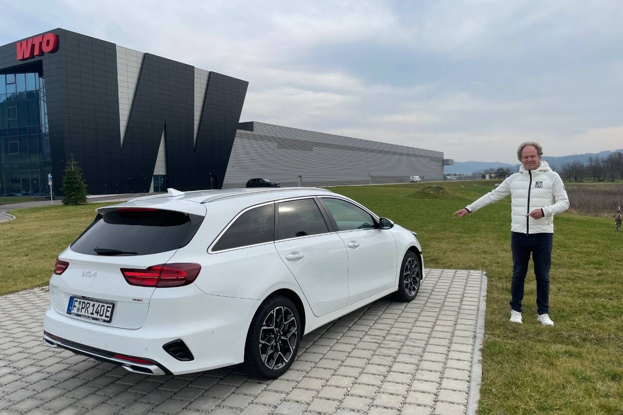 Kia Ceed SW mit Plug-in Hybrid-Antrieb (2023) - Kombi mit großem Nutzraum 3 Kia Ceed SW mit Plug-in Hybrid-Antrieb (2023) - Kombi mit großem Nutzraum Friedbert Weizenecker