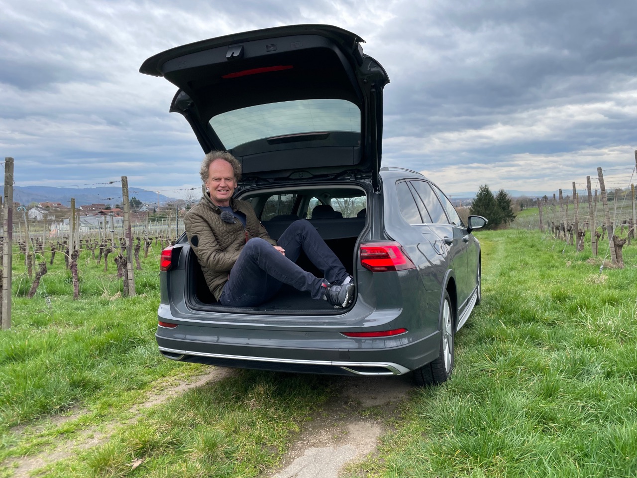 Golf 8 Variant Alltrack (2023) - Ist der Allrad-Kombi das bessere Kompakt-SUV? 4 Golf 8 Variant Alltrack (2023) - Ist der Allrad-Kombi das bessere Kompakt-SUV?