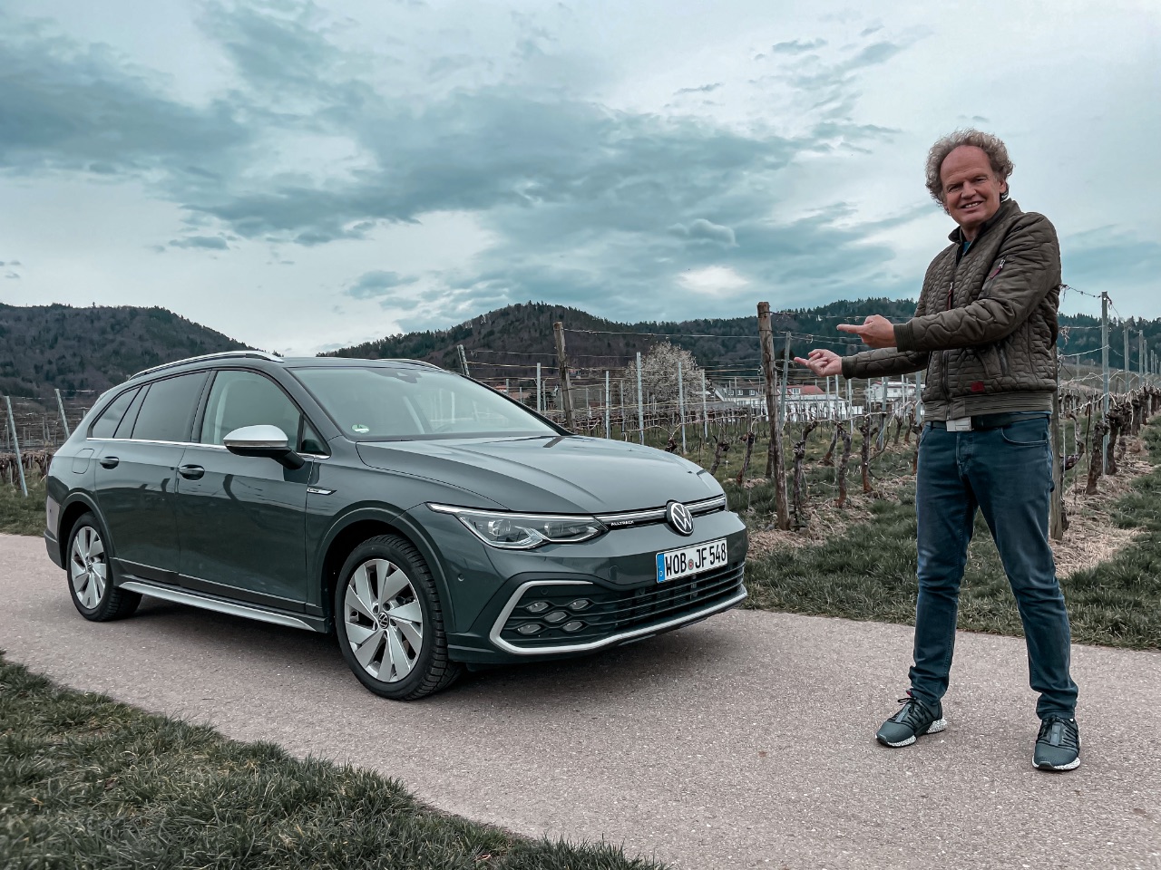 Golf 8 Variant Alltrack (2023) - Ist der Allrad-Kombi das bessere Kompakt-SUV? 1 Golf 8 Variant Alltrack (2023) - Ist der Allrad-Kombi das bessere Kompakt-SUV?