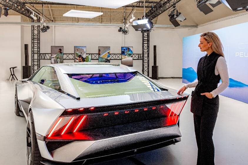 Peugeot Inception Concept (2023) - Eine neue Ära für Elektrofahrzeuge der Löwenmarke 7 Peugeot Inception Concept (2023) - Eine neue Ära für Elektrofahrzeuge der Löwenmarke