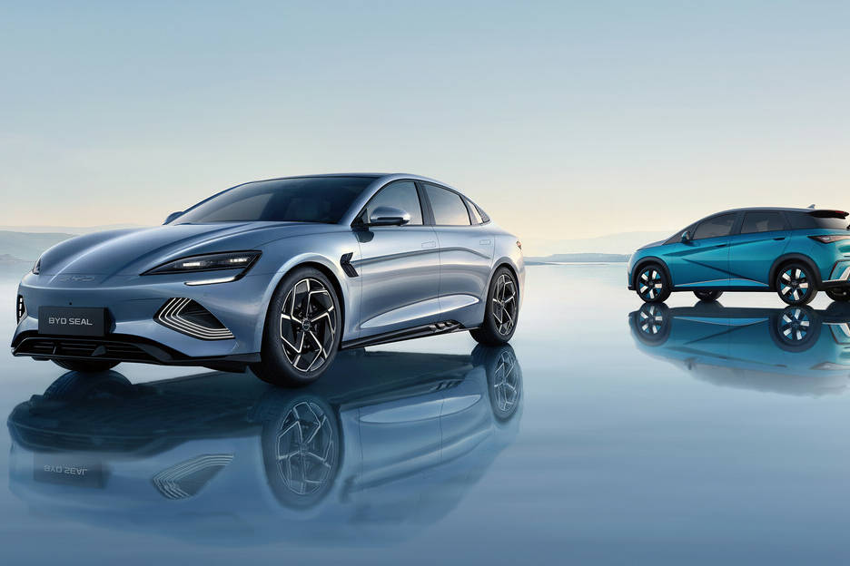 BYD bringt zwei weitere Elektriker nach Europa 14 BYD Dolphin (rechts) und BYD Seal.