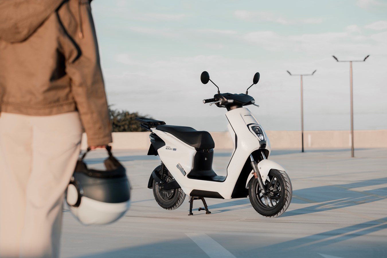 EM1 e: - Honda stellt sein erstes Zweirad-Elektrofahrzeug vor 10 23YM HONDA EM1e