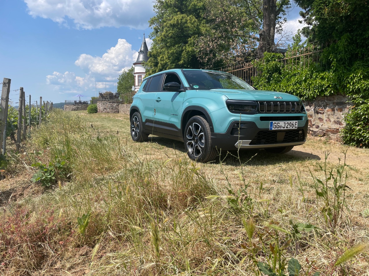 Jeep Avenger Altitude (2023) - Der E-Jeep für hippe Mamis 4 Jeep Avenger Altitude (2023) - Der E-Jeep für hippe Mamis