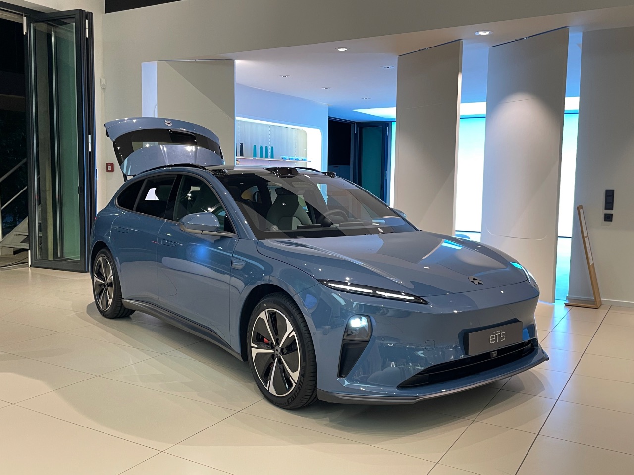 Nio ET5 Touring (2024) - Erster Elektro-Kombi im Premium-Segment kommt von Nio 14 Nio ET5 Touring (2024) - Erster Elektro-Kombi im Premium-Segment kommt von Nio - Konkurrenz für Audi A6 e-tron Avant?