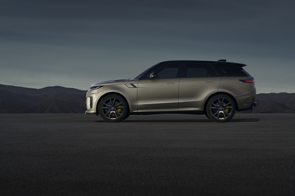 Range Rover hievt den Sport auf über 600 PS und unter vier Sekunden 20 Range Rover hievt den Sport auf über 600 PS und unter vier Sekunden