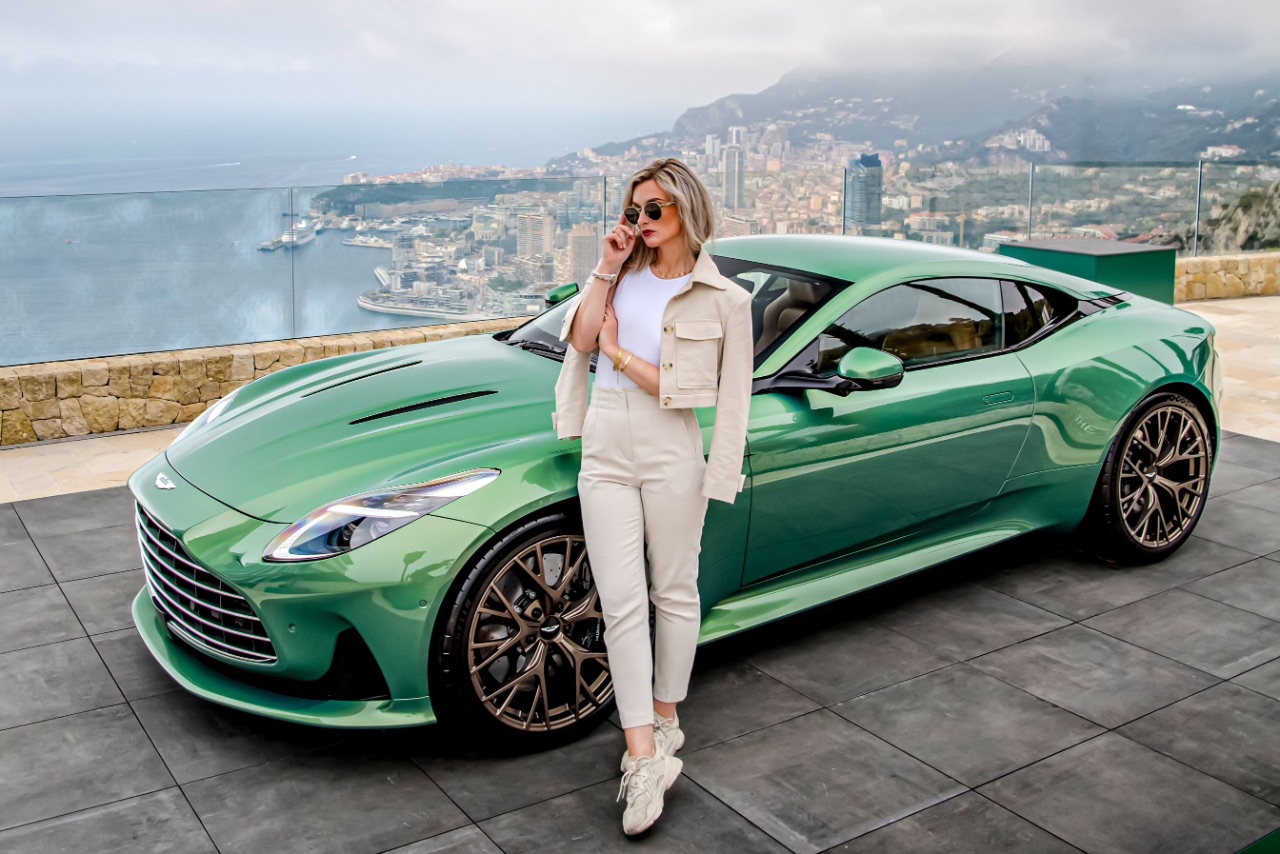 Aston Martin DB12 (2024) - The world’s first Super Tourer 2 Aston Martin DB12: The world’s first Super Tourer