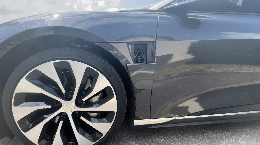 Lucid Air (2023) - Amerikanische 1.111 PS Limousine lehrt Tesla, Mercedes & Co das Fürchten 9 Lucid Air (2023) - Amerikanische Super Limousine lehrt Tesla, Mercedes & Co das Fürchten