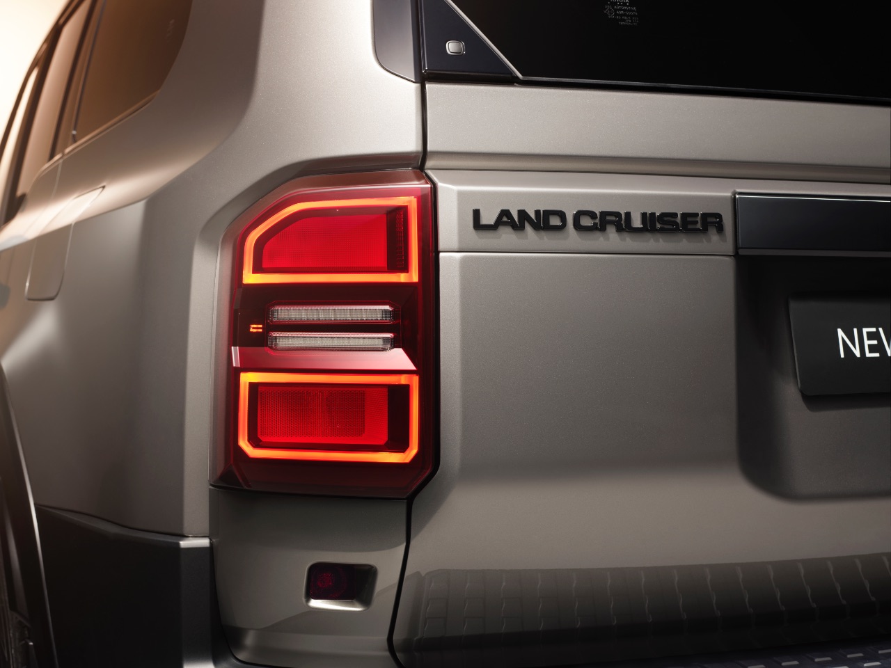 Toyota zeigt neuen Land Cruiser 1 Toyota zeigt neuen Land Cruiser