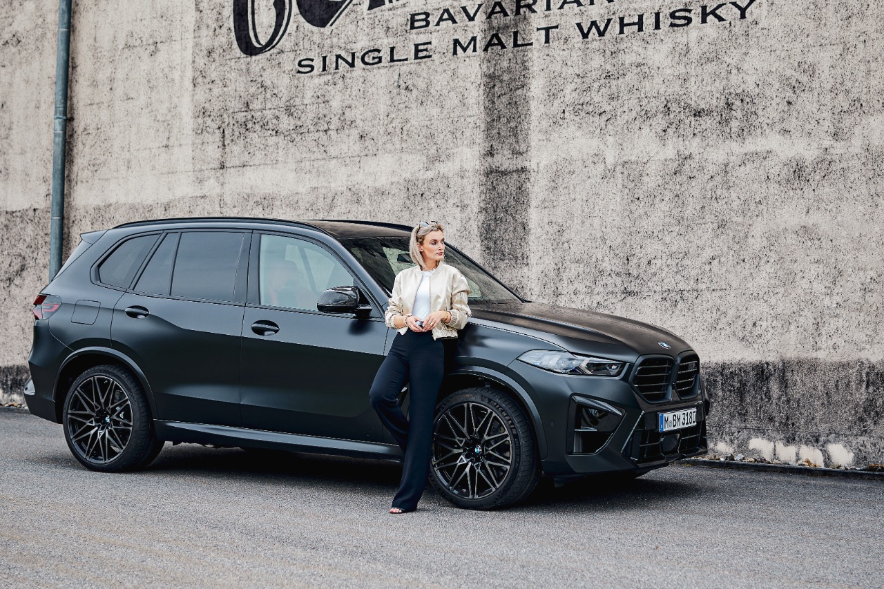 Nina unterwegs in den überarbeiteten BMW Competition Modellen X5 M und X6 M 12 BMW M Competition Modelle X5 M und X6 M, NinaCarMaria
