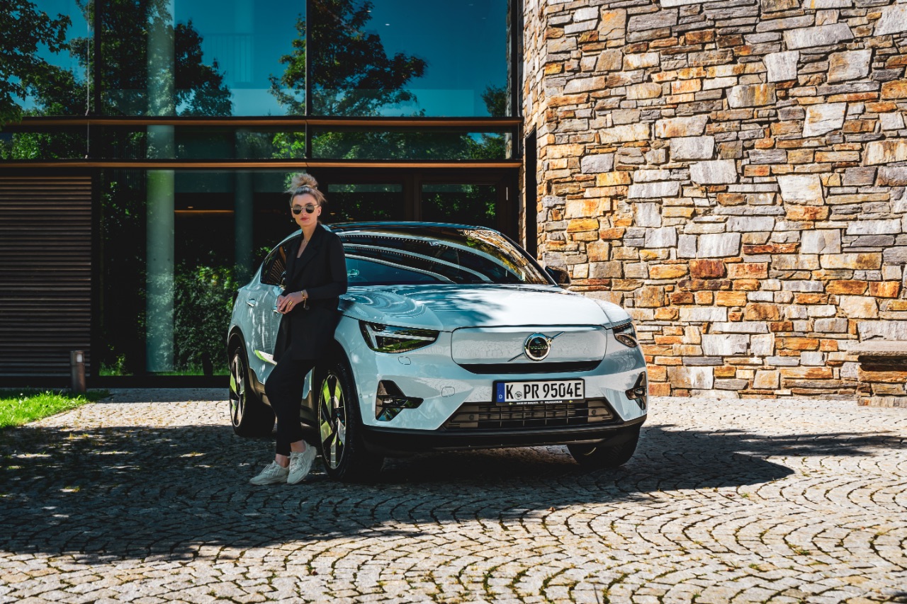 Volvo C40 AWD Full Electric (2024)-Alternative zu Benziner und Dieselfahrzeugen 8 Volvo C40 AWD Full Electric (2024)I Recharge, Twin Motor Extended Range mit 408 PS