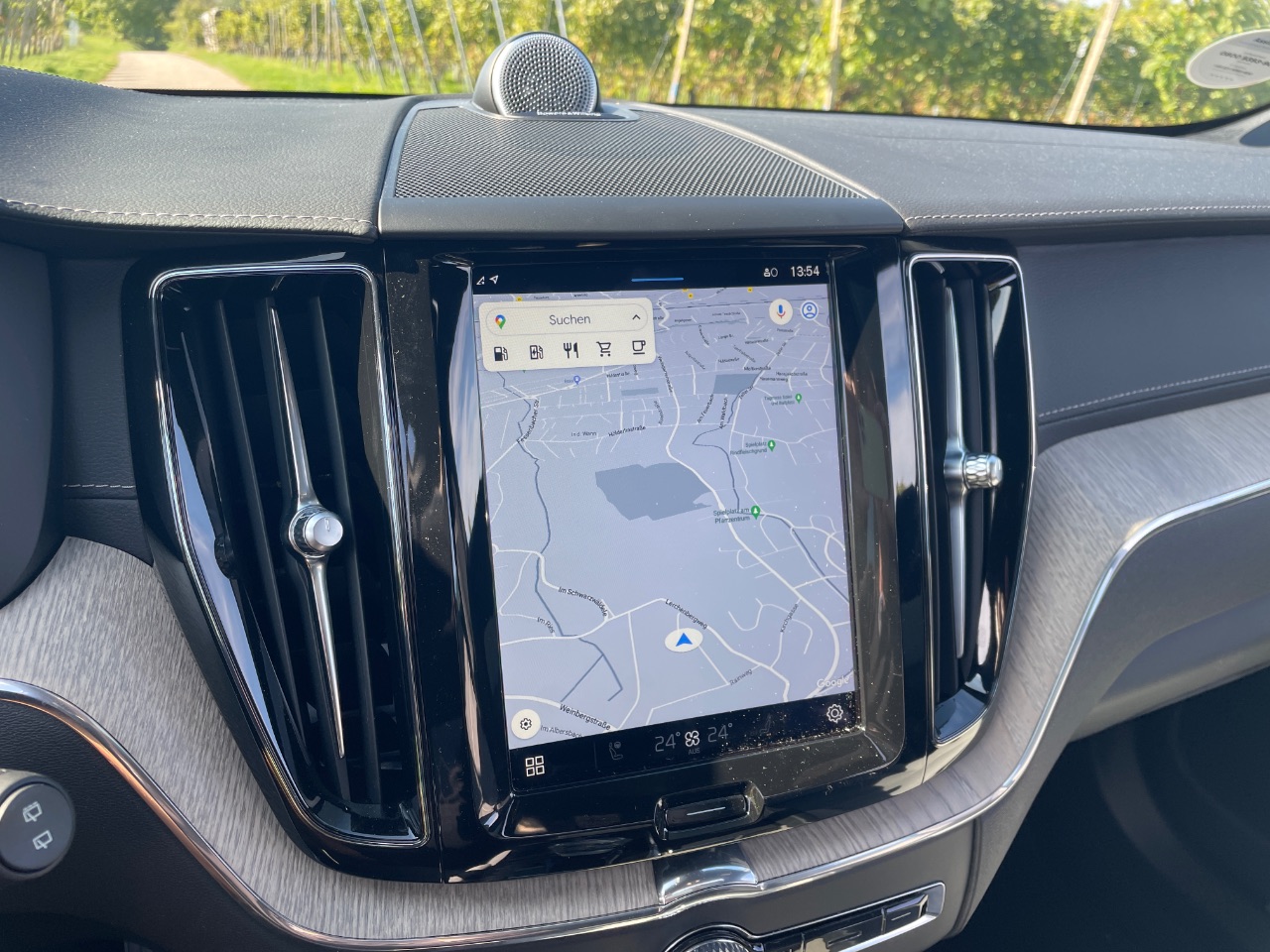 Volvo XC60 Recharge T8 AWD (2023) - Der große Schwede mit den 2 Herzen 10 Volvo XC60 Navi