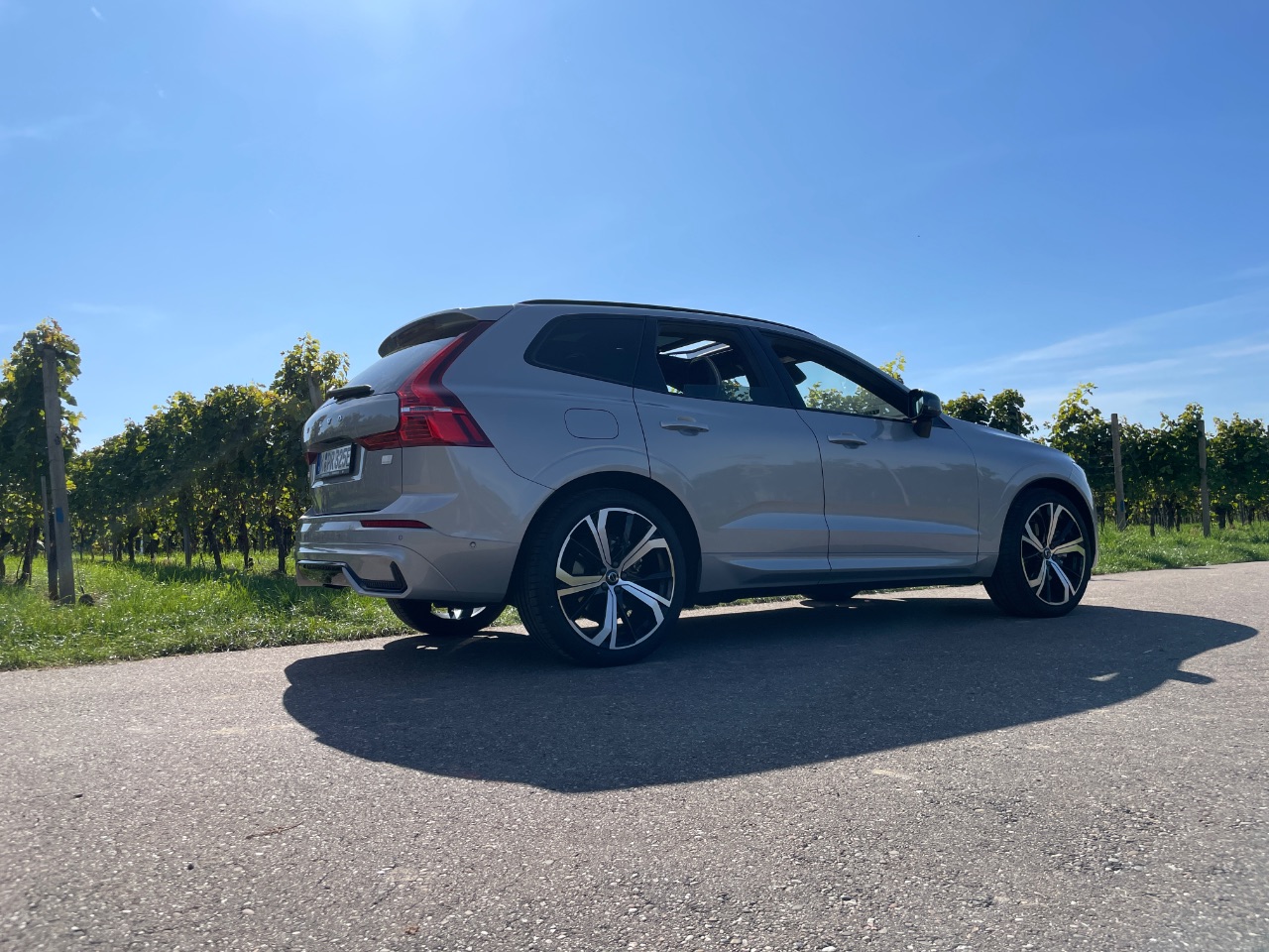 Volvo XC60 Recharge T8 AWD (2023) - Der große Schwede mit den 2 Herzen 1 Volvo XC60 T8 AWD (2023)