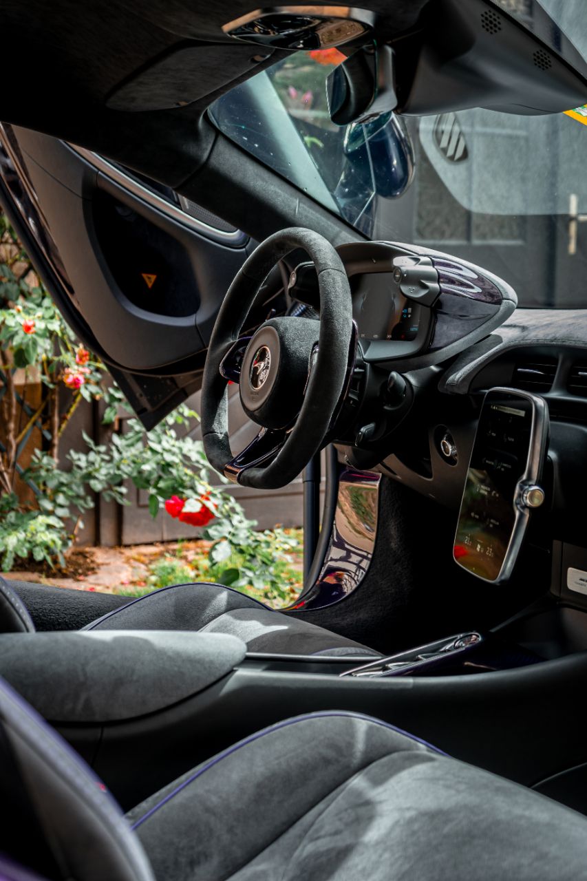 McLaren ARTURA - 680 PS Hybrid-Supercar ab 226.000 Euro 4 McLaren ARTURA Innenraum