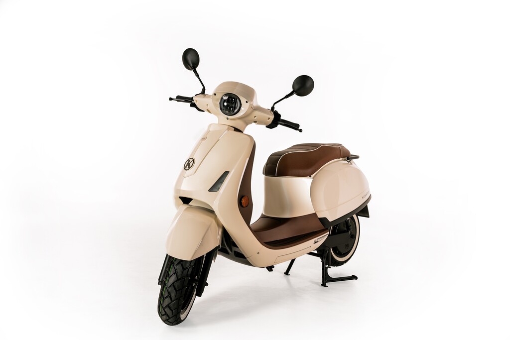 Kumpan fängt nochmal neu an 1 Rollerhersteller Kumpan aus Remagen ist von der Lohia E-mobility GmbH übernommen worden