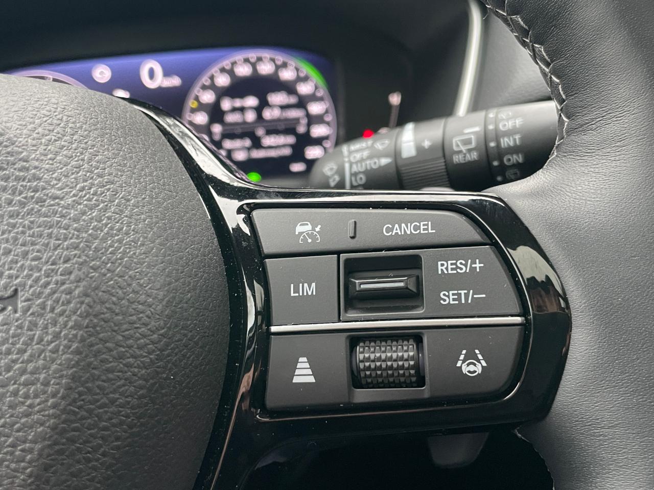 Honda Civic e:HEV (2023) - Alternative zum VW Golf? 2 Honda Civic e:HEV Bedieneinheit für den Abstandsregeltempomat