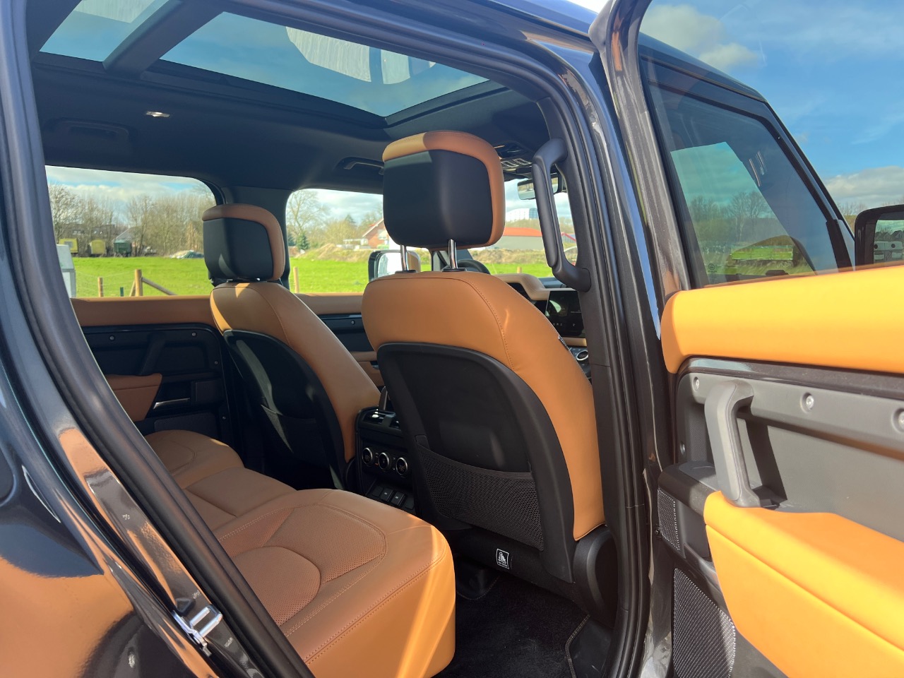 Defender Carpathian Edition (2024) - Der Blickfang für die Straße 11 der-Autotester