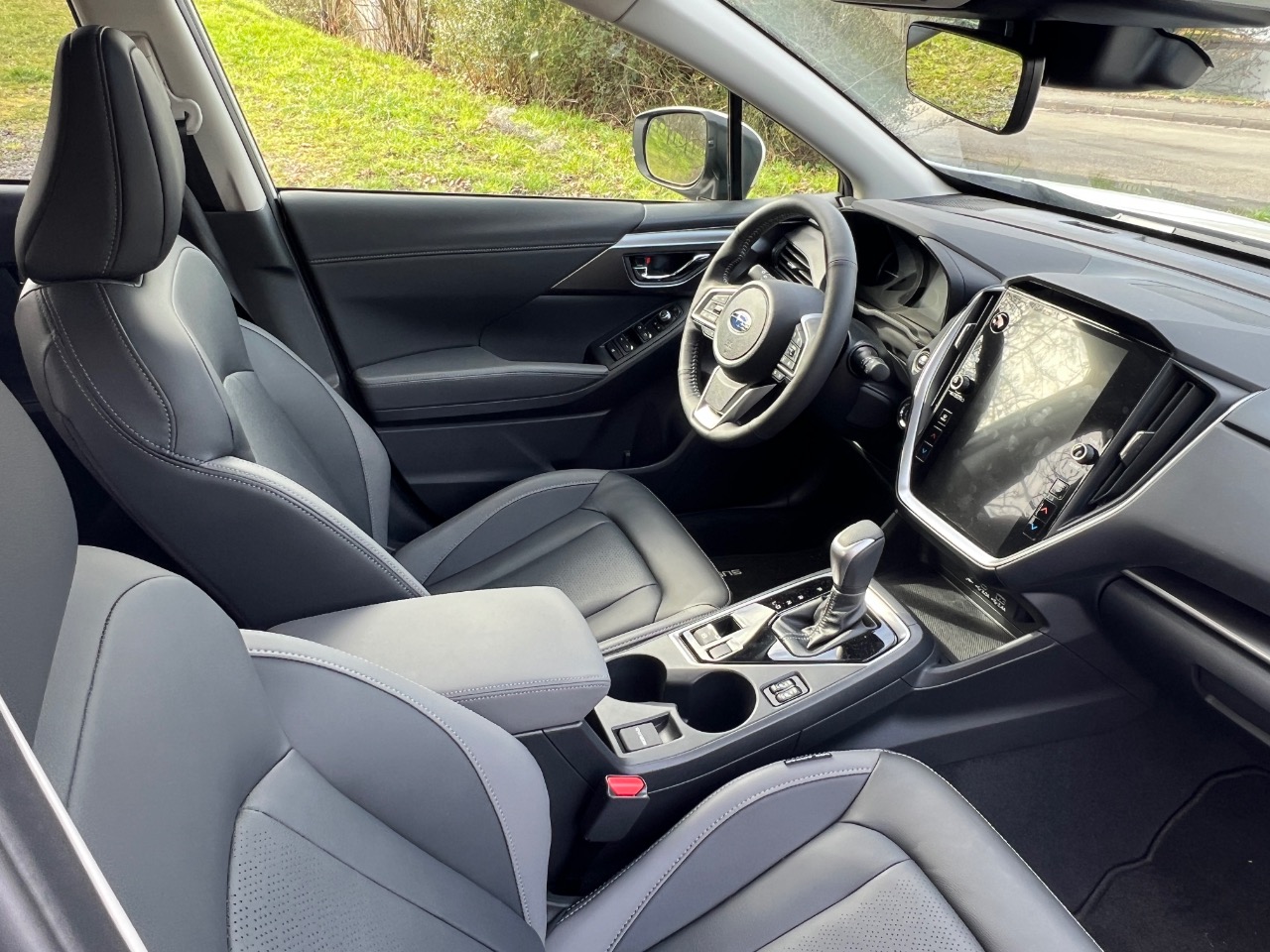 Subaru Impreza (2024) - Der kombiartige Kompakte mit dem Hybrid-Benzin-Antrieb 5 2024 Subaru Impreza Fahrgastzelle