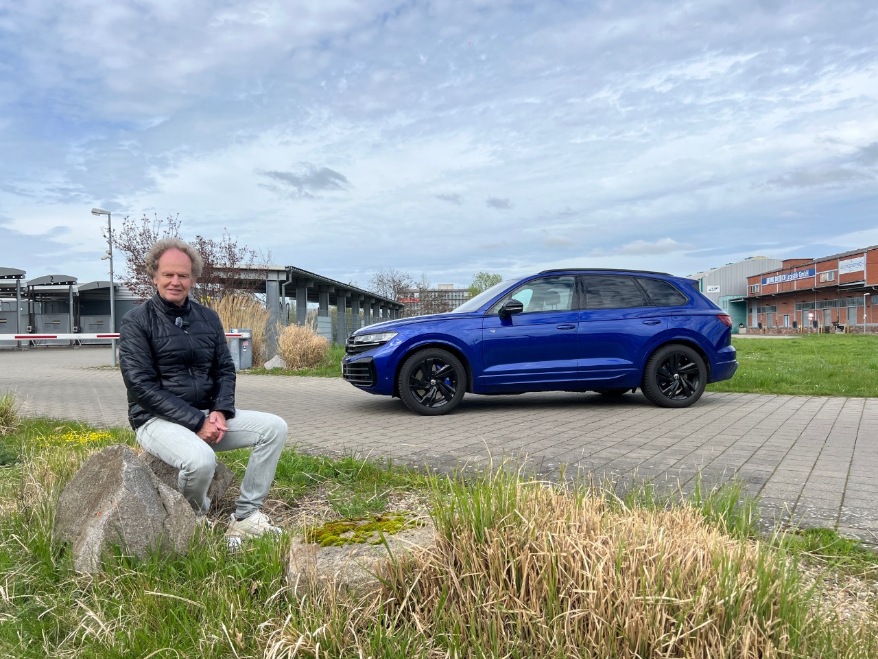 VW Touareg R (2024) - Die R-Version hat ihren Preis 18 VW Touareg R (2024) Autotester Friedbert Weizenecker