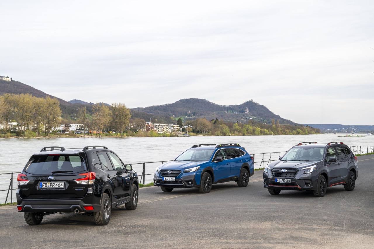 Gleich drei Subaru Sondereditionen 3 Subaru Sondereditionen Outback EDITION PLATINUM CROSS, Forester EDITION EXCLUSIVE CROSS und Forester EDITION BLACK PLATINUM