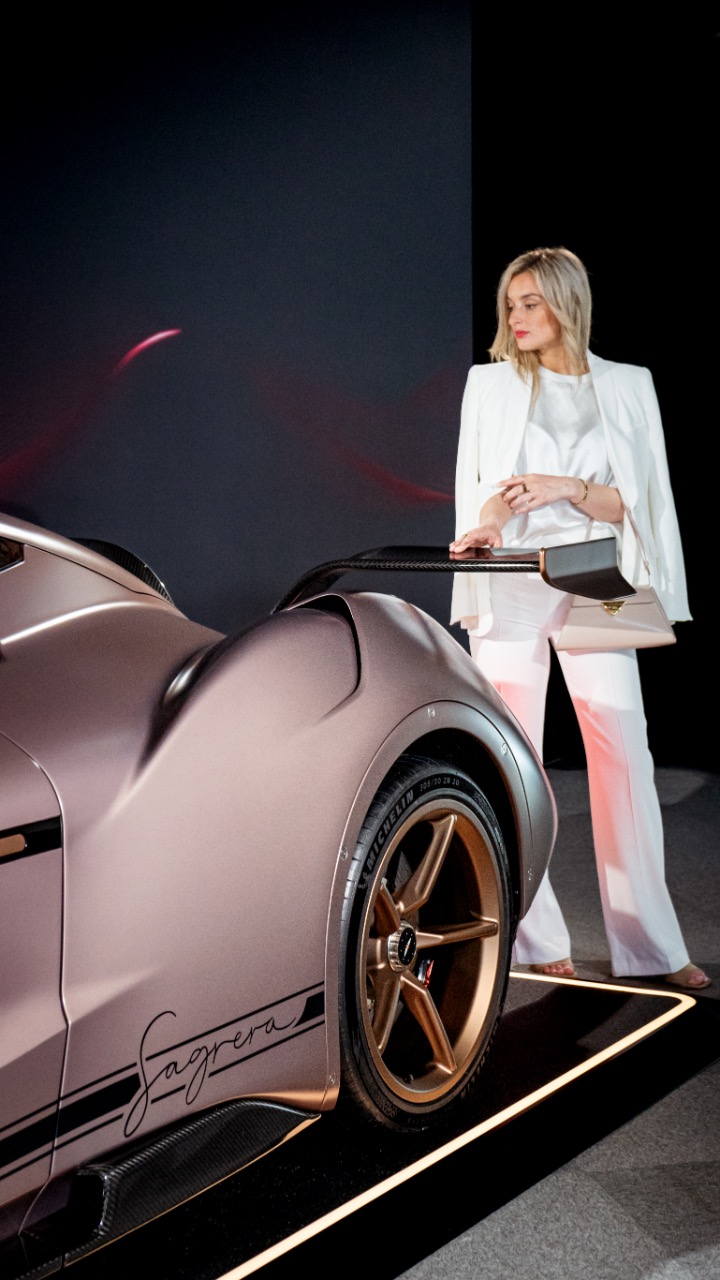 Hispano Suiza feiert 120-jähriges Jubiläum mit neuem elektrischen Hypercar 8 Hispano Suiza Carmen Sagrera Heck