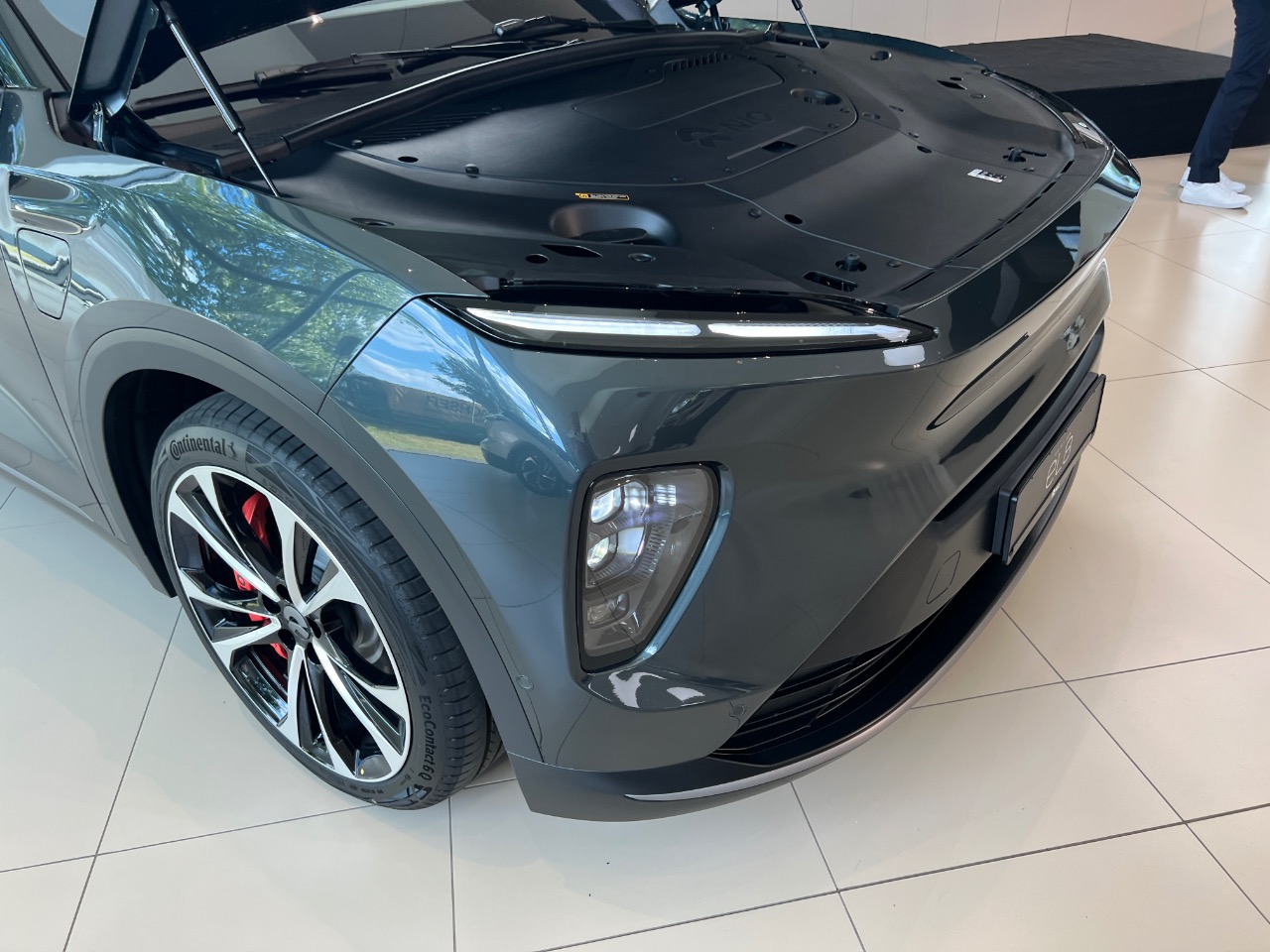 NIO präsentiert Maxi-E-SUV 7 Nio EL8