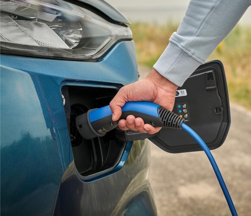 Ford Nugget mit längerem Radstand 1 2024 FordTransit Nugget Active PHEV