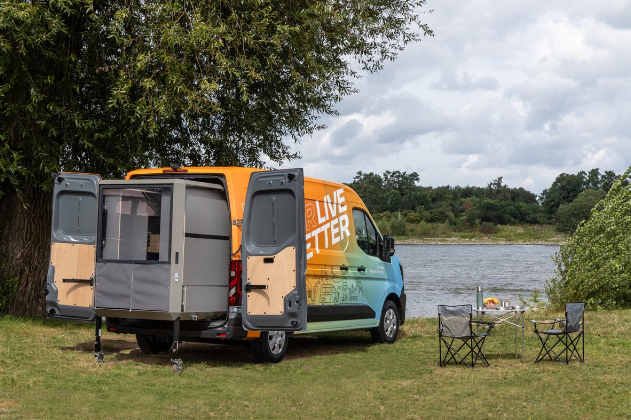 Ganz easy: Vom Transporter zum Camper 2 Neuer Nissan Interstar mit Wohnmodul von PlugVan