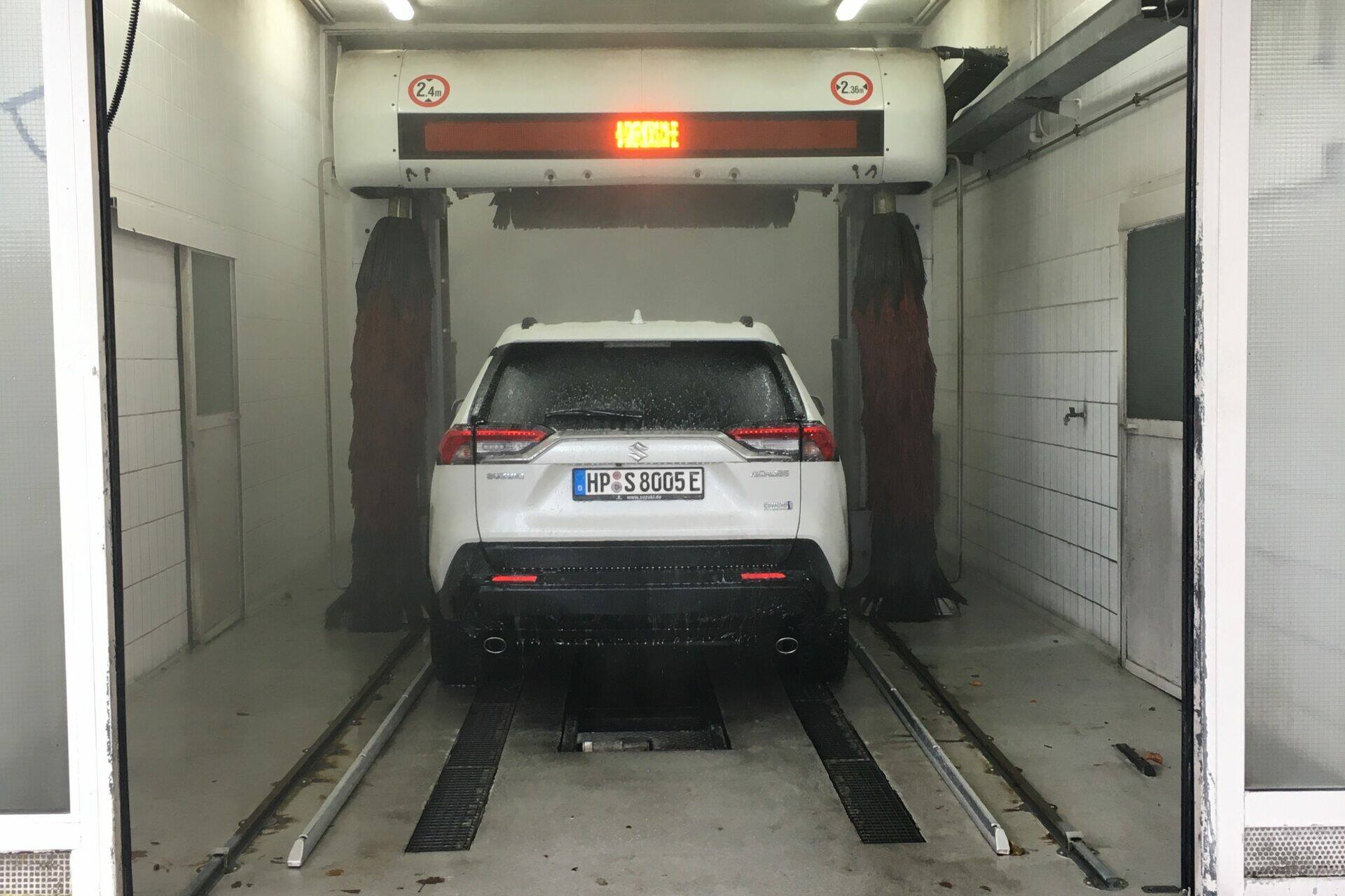 Die besten Waschanlagen in Ingolstadt: Saubere Autos und umweltbewusster Service 5 der-Autotester