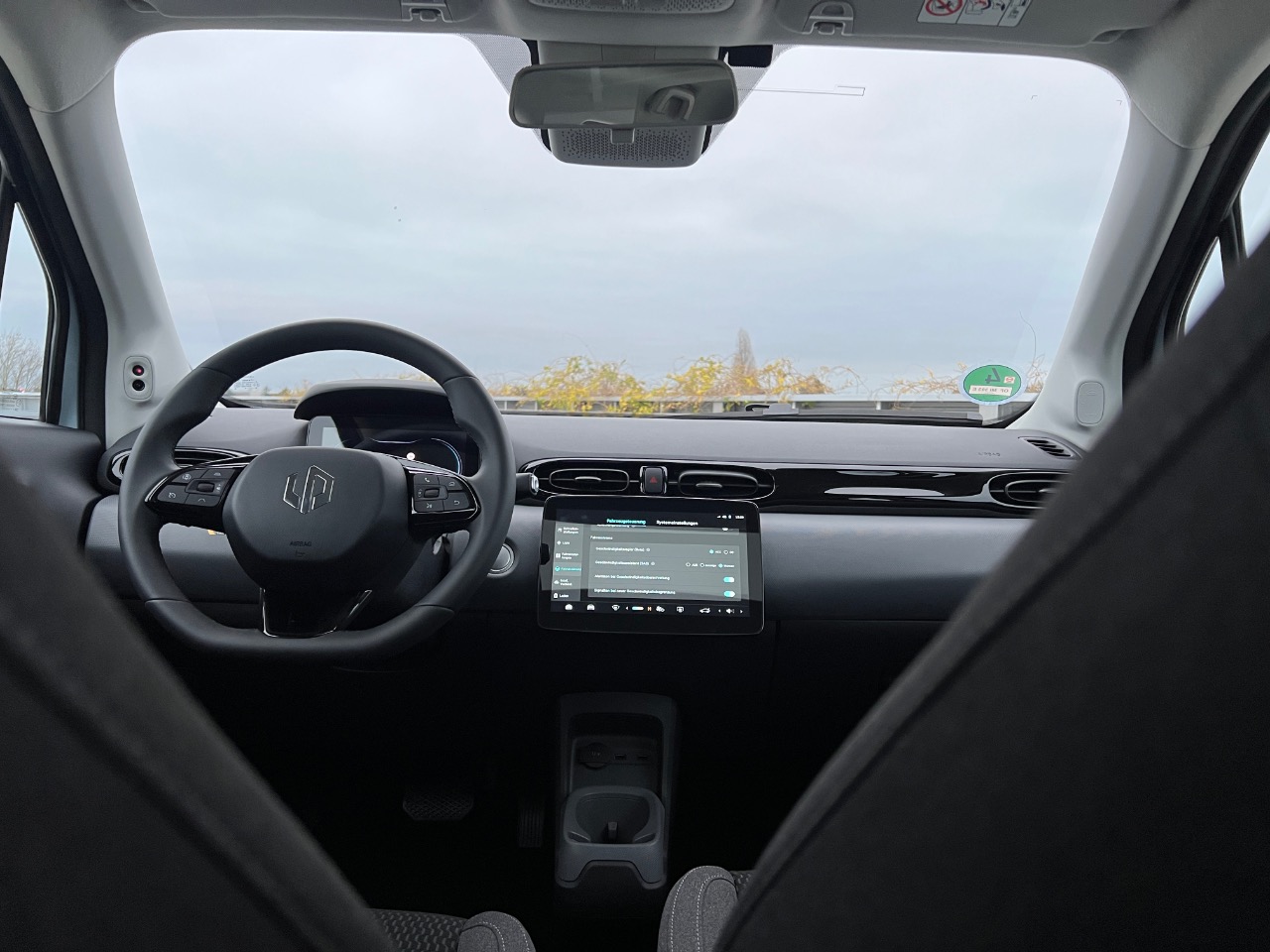 Leapmotor T03 (2024) - Günstiges E-Citycar aus dem Stellantis-Konzern 4 Leapmotor T03 (2024) Innenraum