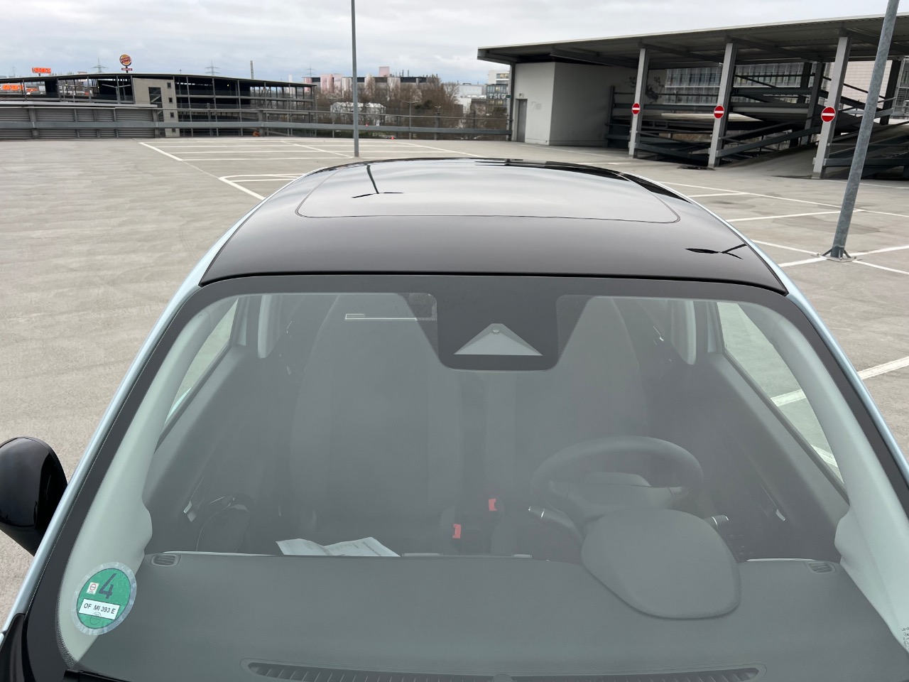Leapmotor T03 (2024) - Günstiges E-Citycar aus dem Stellantis-Konzern 34 Leapmotor T03 (2025) Autodach