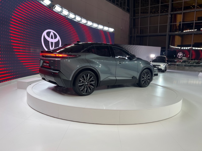 Vollelektrischer Toyota C-HR+ kommt Ende 2025 nach Deutschland 13 Toyota C-HR+
