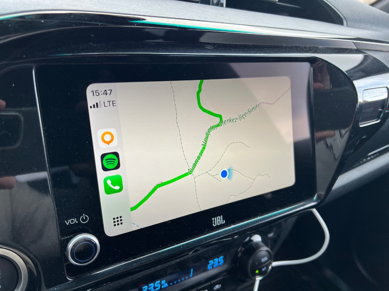 Toyota Hilux (2025): Robuster Diesel-Offroader mit 48-Volt-Mild-Hybrid Technik 21 ToyotaToyota Hilux 48-Volt-Mild-Hybrid Bildschirm