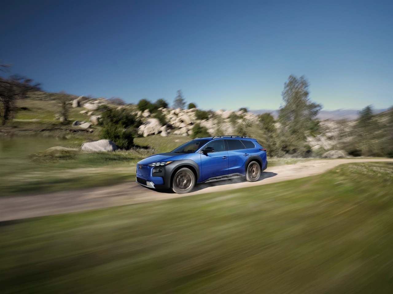 Subaru kündigt drei vollelektrische Modelle ab 2026 an! 2 2026 Subaru E-Outback (US Trailseeker version)